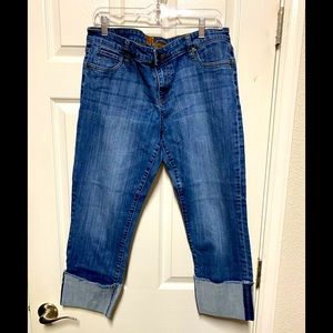 🌸KUT from the Kloth Size 12 crop jeans🌸